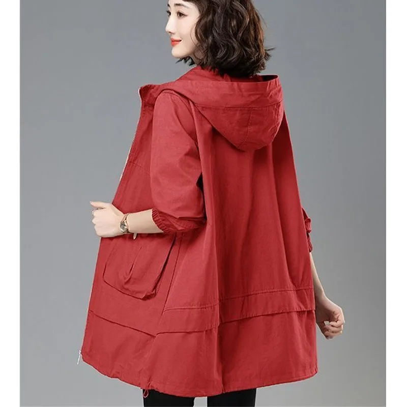 Damska kurtka wiatrówka z kapturem, z długim rękawem, w dużym rozmiarze 4XL, idealna na wiosnę i jesień, z kieszeniami, dla kobiet w średnim wieku, model 2025.