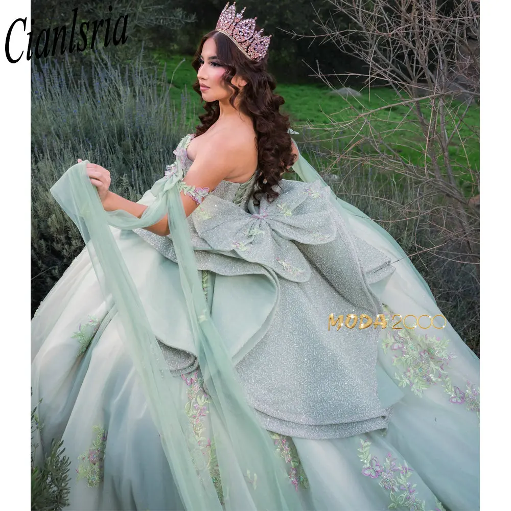 

Mint Green Bow Ribbons Ball Gown Quinceanera Dresses Off The Shoulder Appliques Lace Vestidos De XV Quinceañera 2026 Customized