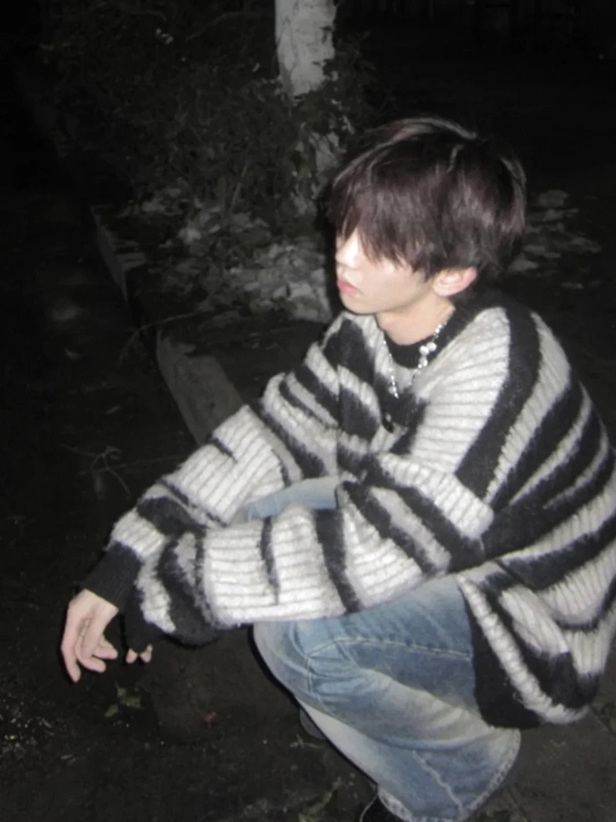 

Men's Winter Knitted Sweater Bla White Stripes Camere round Ne Long Sve Loose Fit Knitwear Casual Sle Vintage Amer...