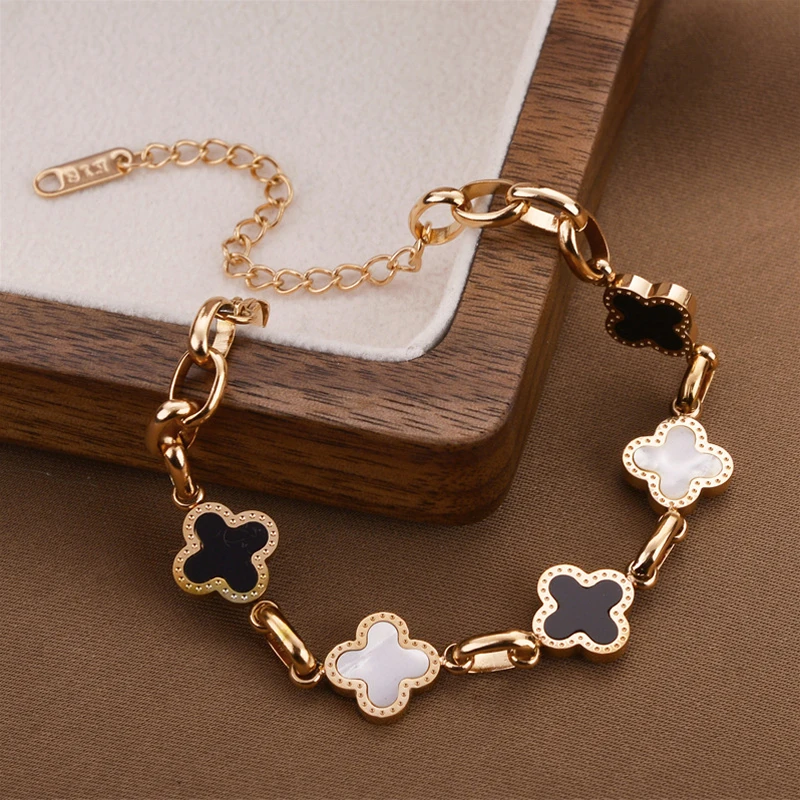 Women's Fashion Titanium Steel Four-leaf Clover Bracelet Adjustable Charm Bracelet Non-tarnish Lucky Chain Gift for Girlfriend