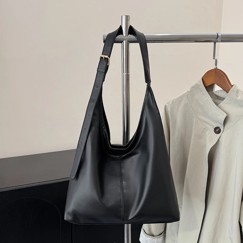 

Retro Simple Women Handbag Large Capacity Shoulder Bag Solid Color Soft PU Leather Stray Bag for Commuting Shopping
