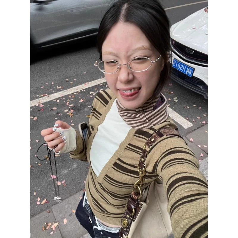 Yedinas مخطط وهمية قطعتين تي شيرت المرأة طويلة الأكمام الكورية موضة مكتب سيدة محبوك القمم الخريف تيز الملابس النسائية #6