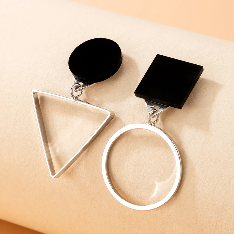 Asymmetric Hollow Triangle Round Dangle Earrings for Women Black Acrylic Square Drop Earrings Punk Retro Statement Jewelry