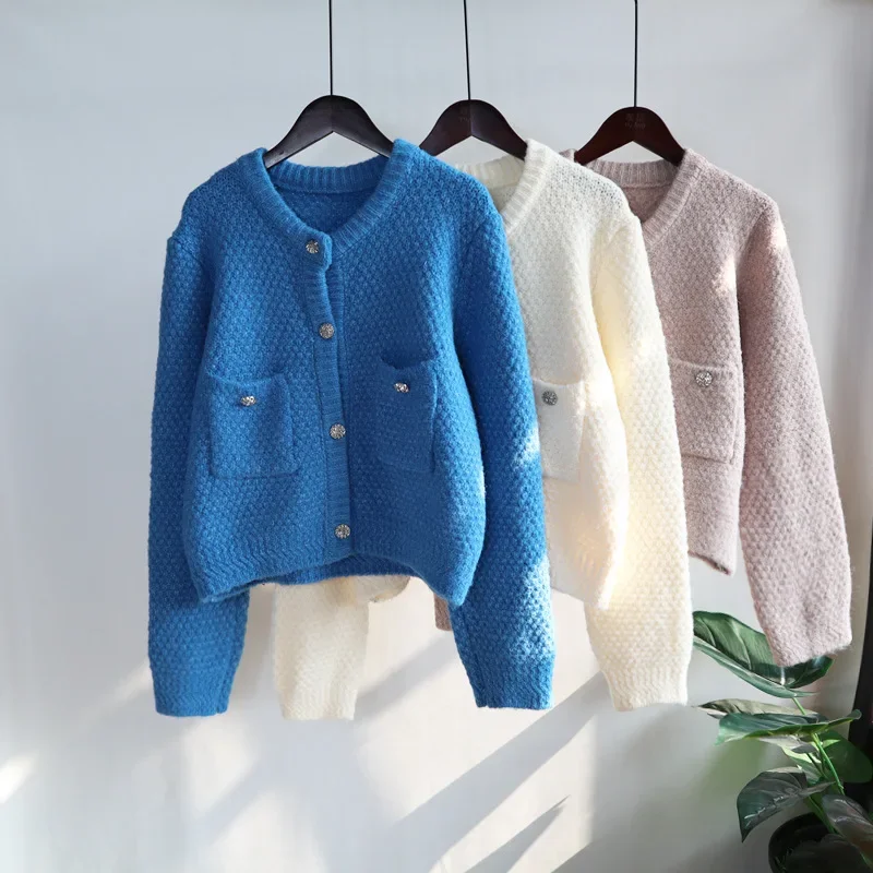 Klein Blue Fragrant Knitted Cardigan Women's Autumn New 2024 Korean Style Loose Retro Short Sweater Coat Sweet Pattern Sueters