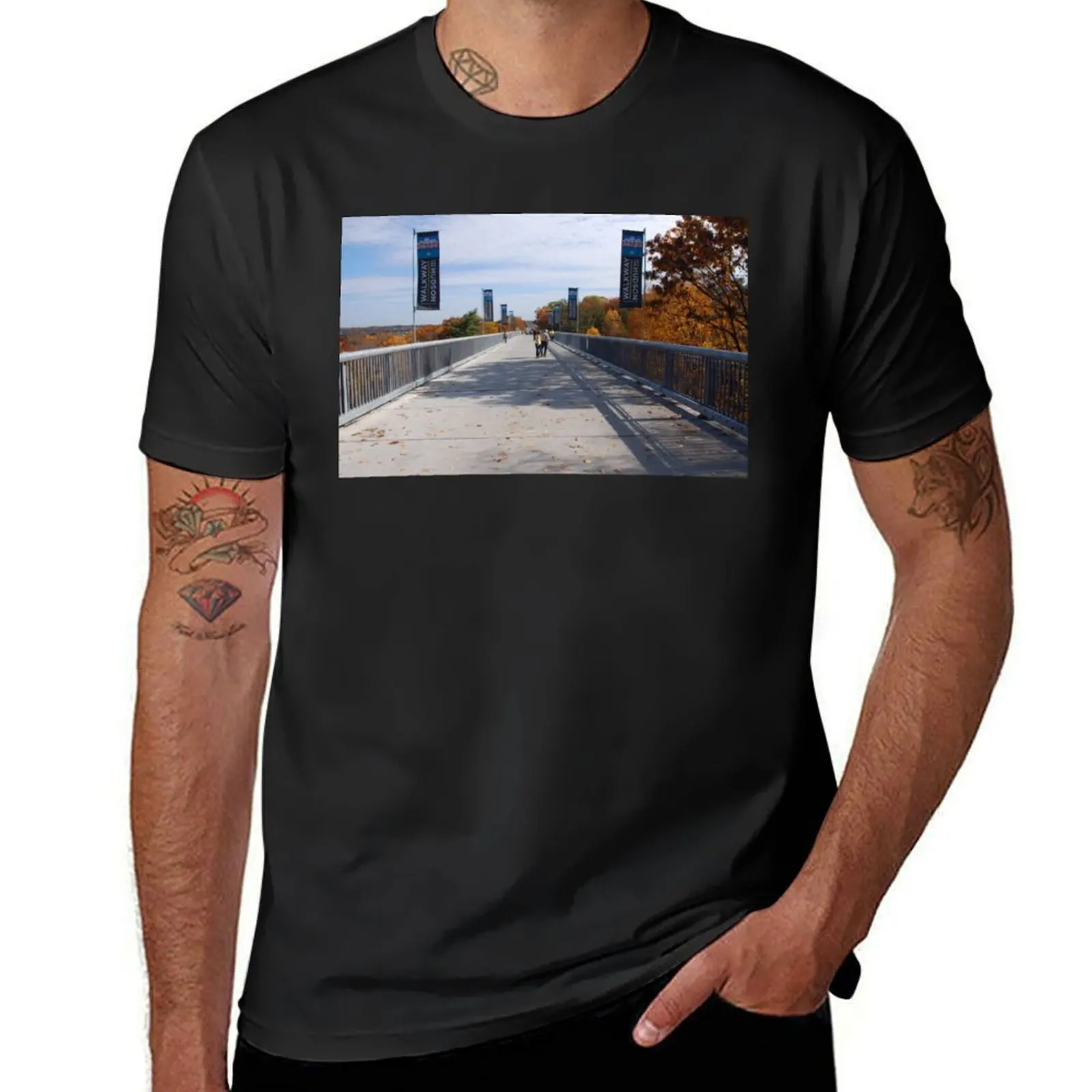 Walkway Over the Hudson T-Shirt Short sleeve tee heavyweights boys whites Men's t shirts