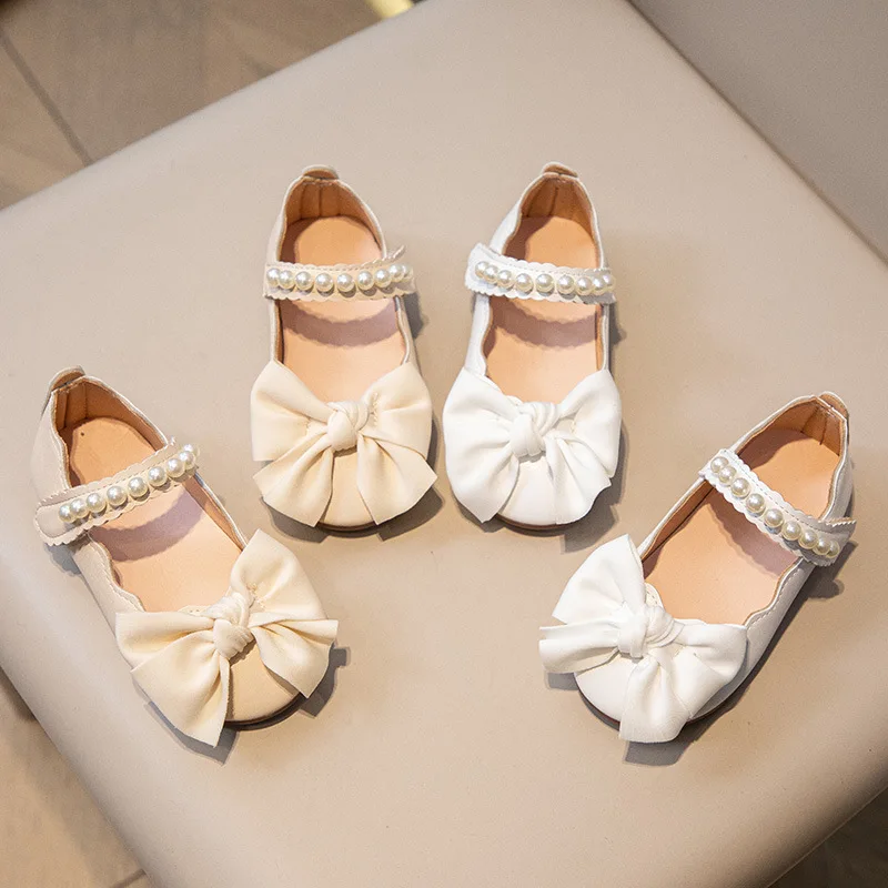 

Детские повседневные туфли для девочек из искусственной кожи с бусинами и бантом, милые, модные, для принцесс, на свадьбу, для вечеринок, мягкие, на плоской подошве
