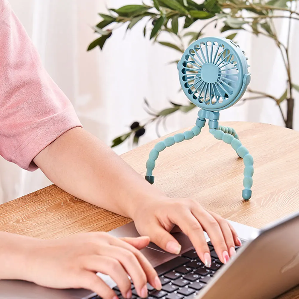 مروحة عربة أطفال مع حامل ثلاثي القوائم مرن ، مروحة شخصية صغيرة ، شحن USB ، تعديل 3 سرعات ، سطح مكتب ، غرفة مكتب ، سيارة