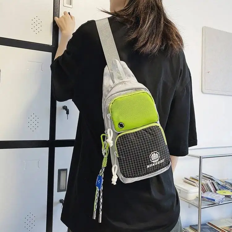 トレンディなスポーティなユニセックスチェストバッグ大容量通勤ファッションカジュアルシングルショルダー多用途学校旅行バックパック