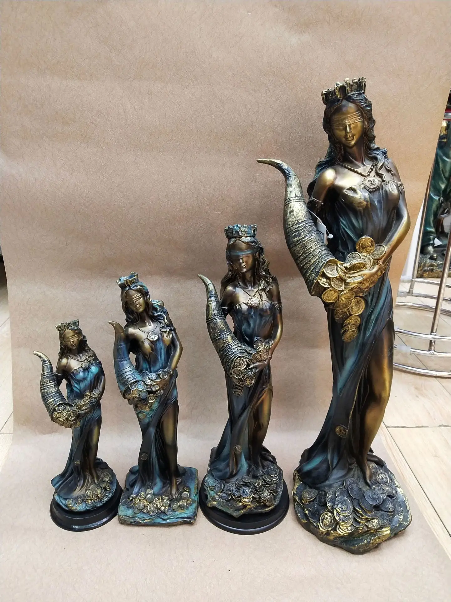 Wealth Goddess Resin Sculpture Ornament Home Bar Decoration Waukeen Figurine Statue Imitation Bronze Art Crafts Commercial gifts