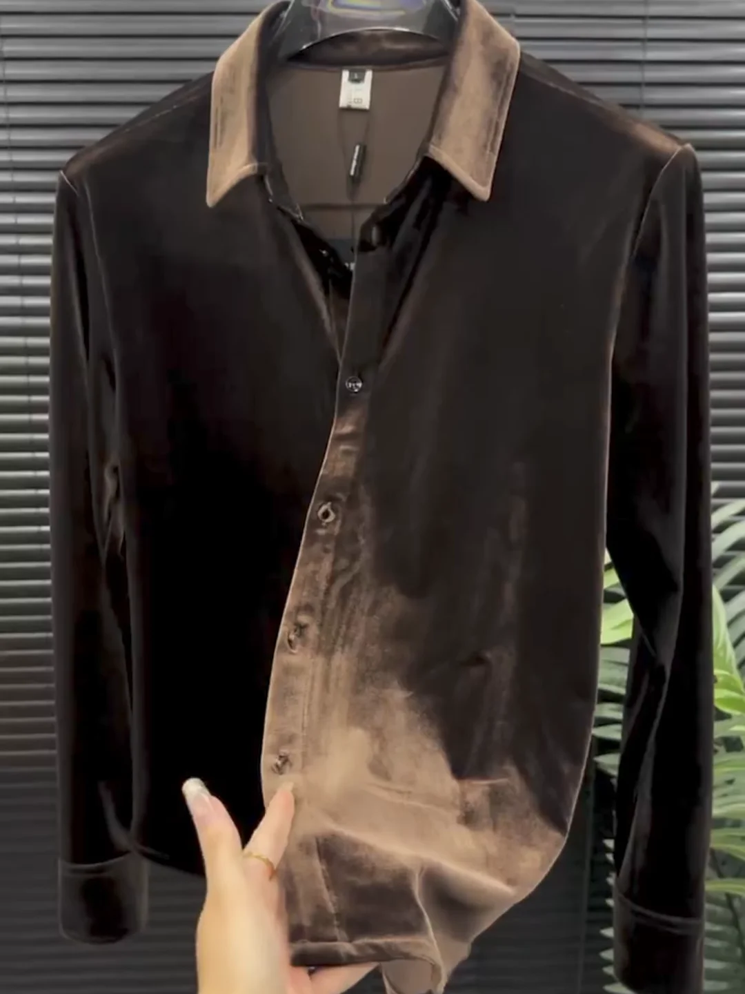 

Мужская вельветовая рубашка с длинным рукавом: комфортная, высококачественная, модная, универсальная, осенняя новинка, мягкая, приятная к телу, приталенный крой.