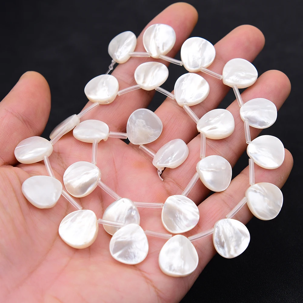 APDGG 2 Strands 15mm Natural White Shell Top Drilled Triangle Loose Beads 17'' Jewelry Making DIY