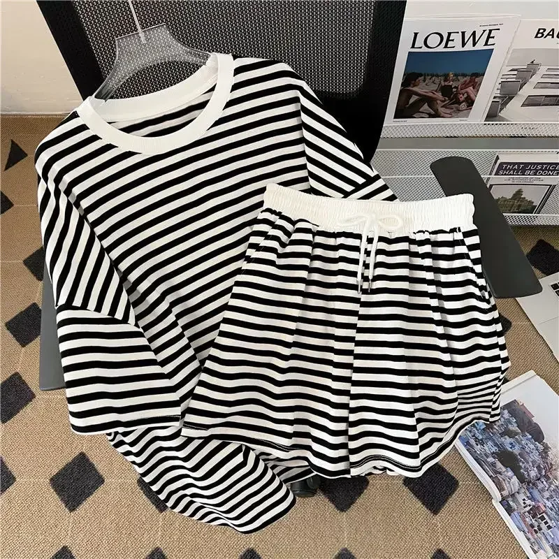 

Summer Women Clothing Ladies Striped Two-piece Suit Casual Tops O-neck Pullovers Striped 2024 New Printing Elastic Waist Shorts