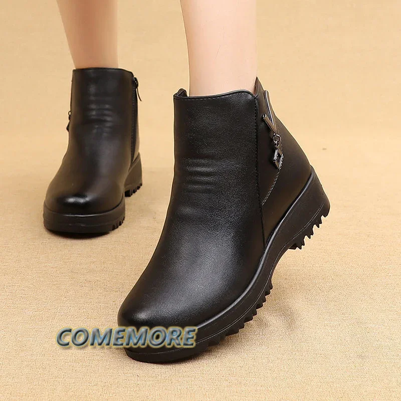 Leather Boots Trend Winter Middle-aged Flat Bottom Shoes for Woman\'s Warm Cotton Shoes Soft Bottom Non-slip Wool Women Boots PU