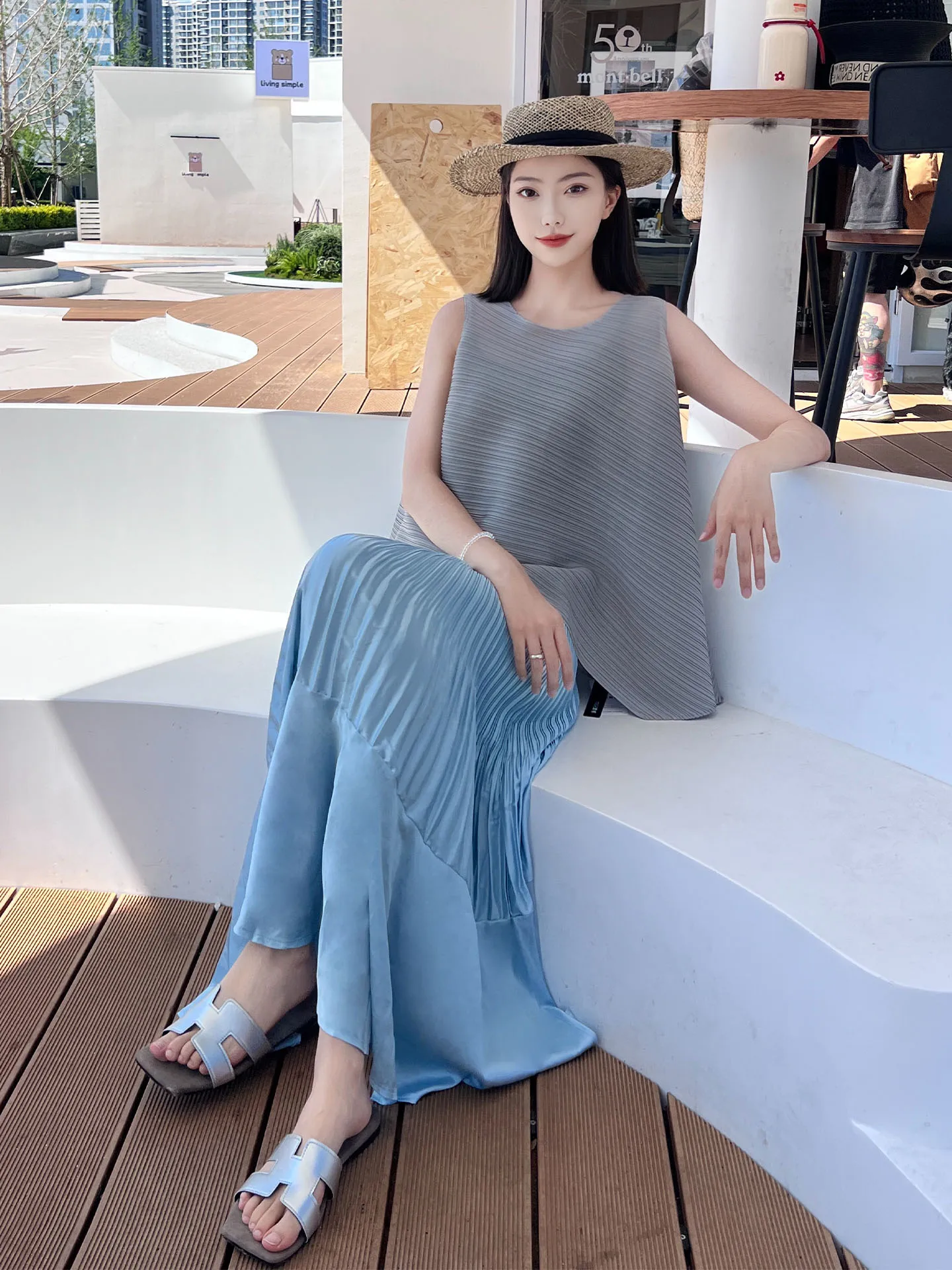 

Серо-голубой комплект с асимметричным подолом в стиле Three Houses, повседневная летняя модная женская одежда из дышащего полиэстера с круглым вырезом