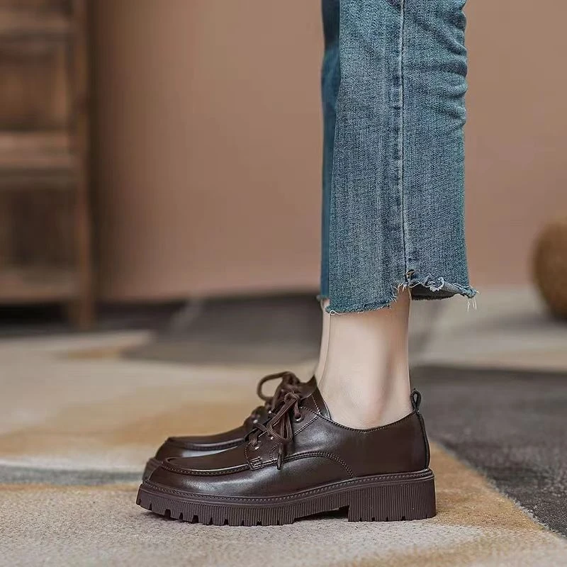 

2026 New Women British Style Loafers Thick Sole Lace Up Oxfords Japanese Style Platform Dress Shoes Mid Heel Female Casual