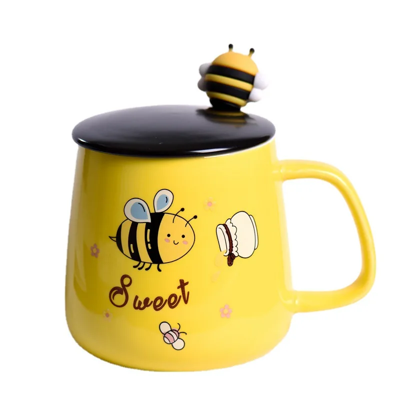 Ceramic Cartoon Bee Mug With Spoon Lid Ceramic Coffee Cups Free Shipping Original Breakfast Cups Christmas Gift Coffee Cup Sets