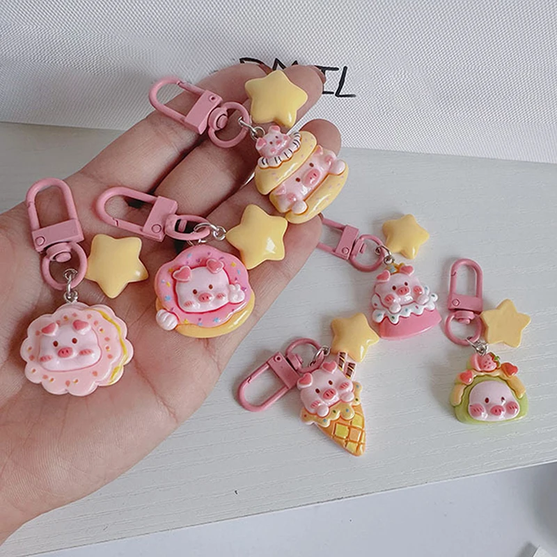 

Cute Yellow Star Food And Play Pig Keychain Cartoon Decoration Lovely Pendant Hangings Ornaments Keychain Backpack Accessories