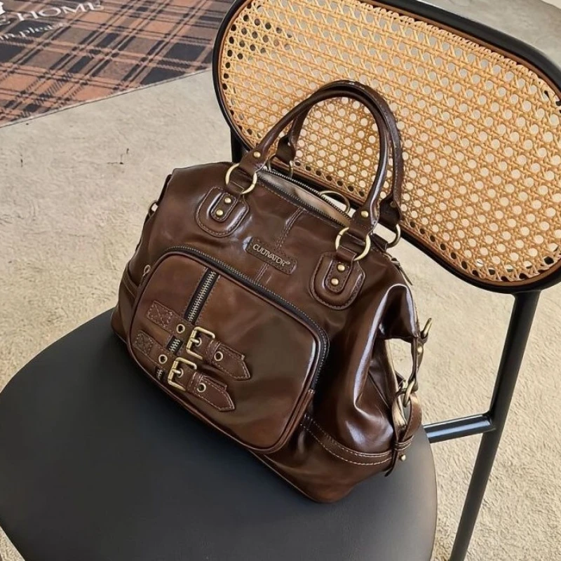 

Niche Retro Oil Wax Leather Bag 3-shoulder Hand-carry Crossbody Package High Aesthetic Level Double-shoulder Tote Bag Winter