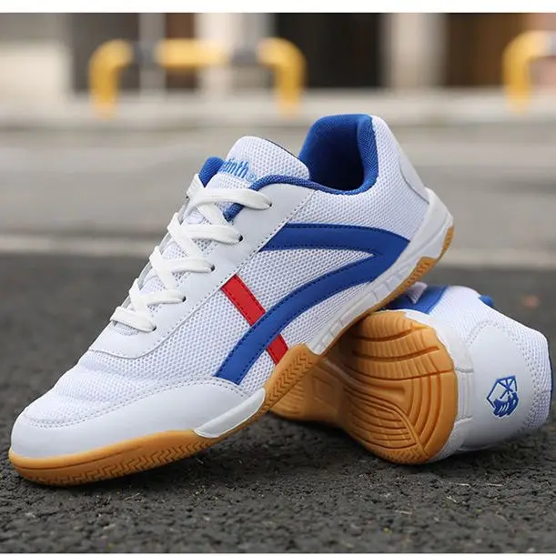 Breathable comfortable lightweight high quality new professional table tennis shoes couple models outdoor walking shoes