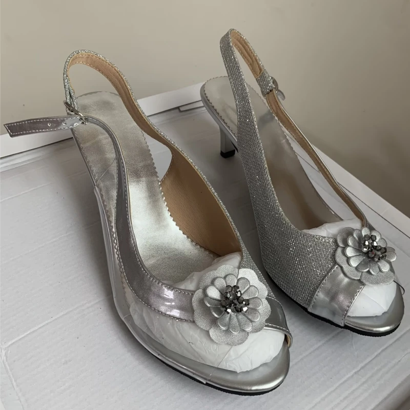 PVC Transparent Summer Sandals Women Fashion Sweet Flower Casual Medium Heels Flip Flops Open Toe Silver Gold Summer Shoe Female view 3