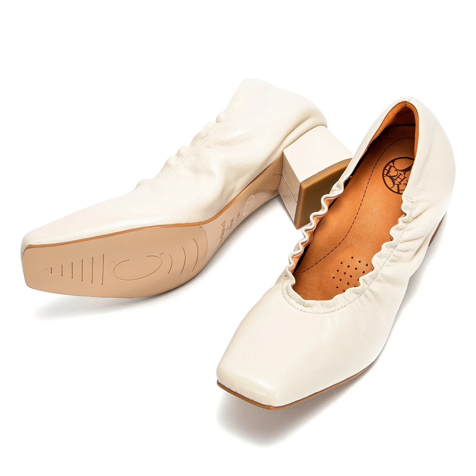 

Women's Leather Casual Shoes Height Increas Middle High Heel Balance Skirt Hundred Section Simple Design for Students And Girls
