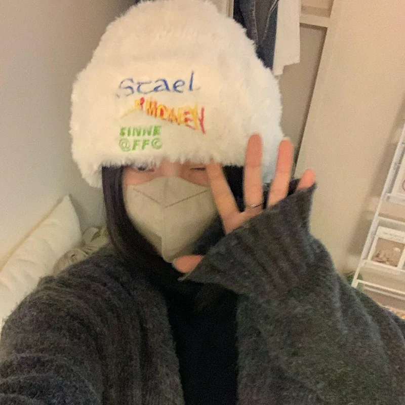 Plush Wool Hat Women's Autumn/Winter Plush Thickened Cold-Proof Wool Hat With Ear Covers Knitted Cap 2026