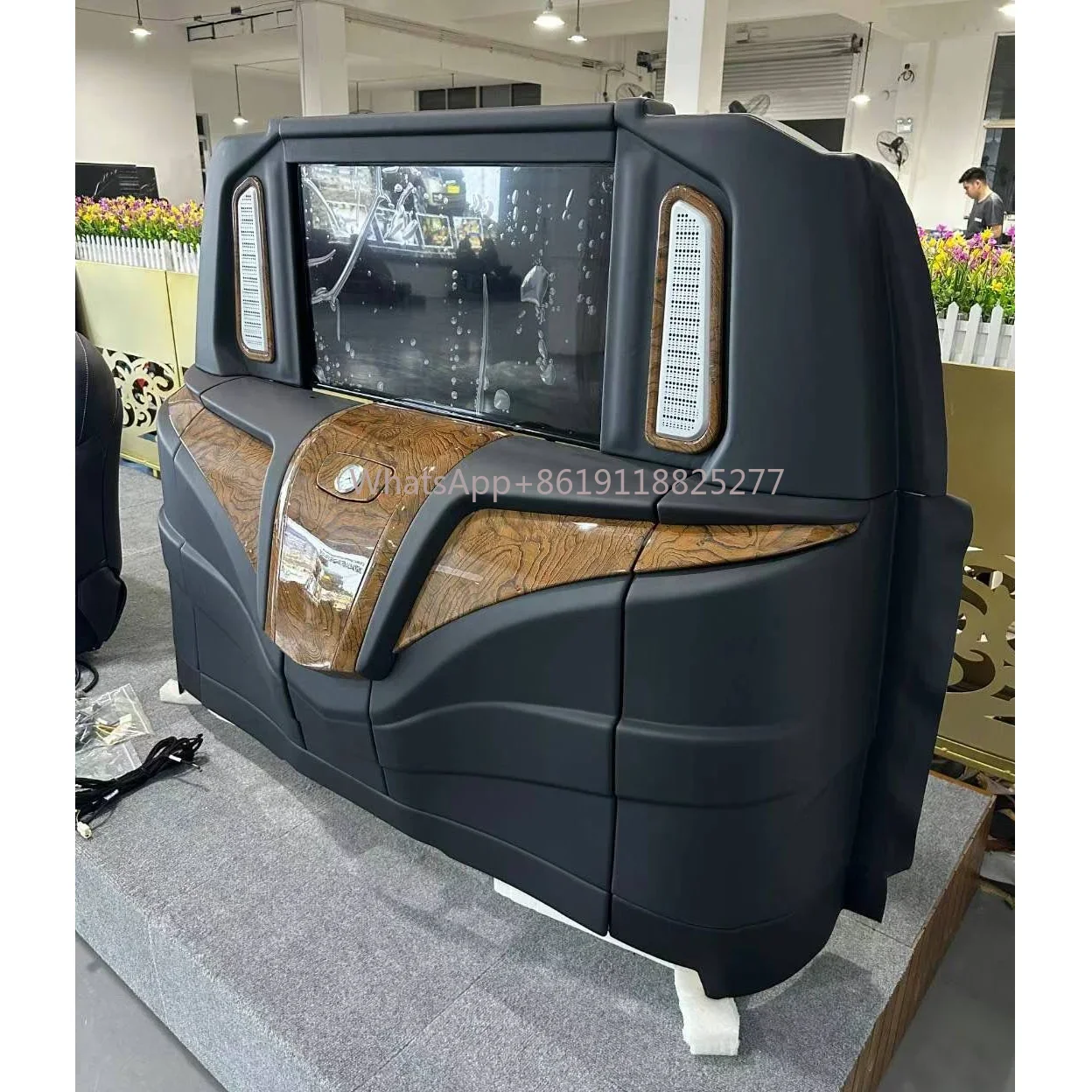 Partitions electric seats with folding tables custom-shaped side walls complete interior upgrades for Cadillac Escalade SUV