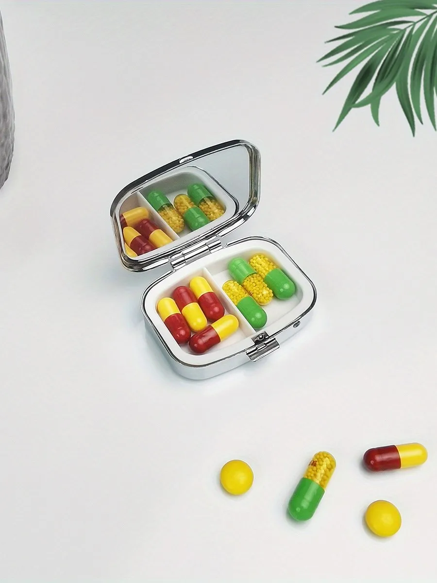 1Pc, Flat, Cartoon Halloween Ghost Pumpkin and Full Moon Themed Design, Round Three-Compartment Small Pill Box, Portable Medicine Storage, Small Jewelry Storage, Suitable for Handbags or Travel, Holiday Gifts, Souvenirs, Prizes, Small Gifts, Suitable for Personal Use or as an Exquisite Gift Option