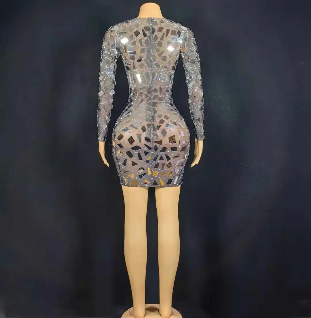 Sukienka mini z cekinami i efektem lustra, seksowna, idealna na imprezę, urodziny, dla królowej klubu, bogini, na wieczór panieński, elegancka, model 2025.