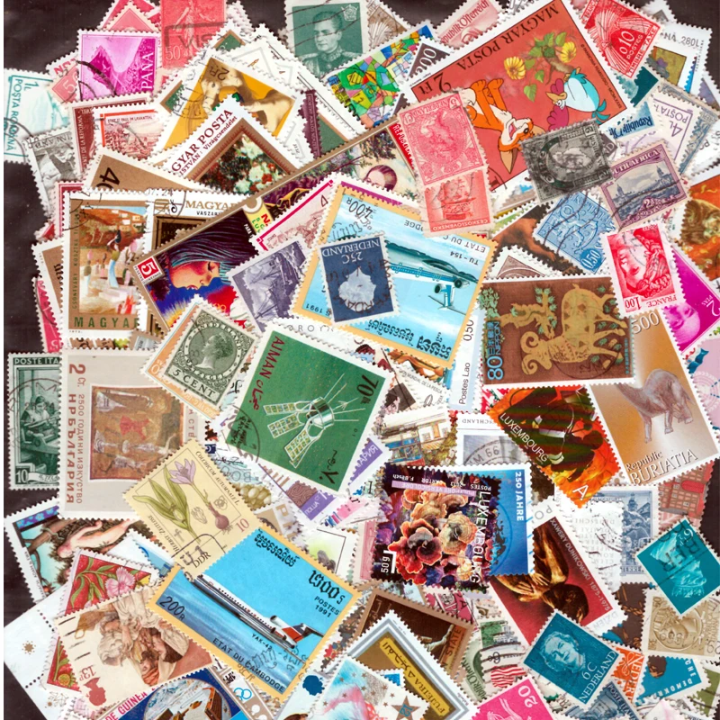 500 / 950 PCS/Lot All Different  Postage Stamps With Post mark  For Collection From over World
