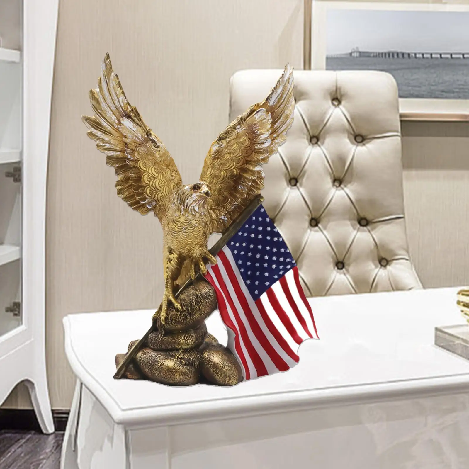 

Eagle Clutching on American Flag Statue Handmade Eagle with American Flag Figurine Ornament Eagle Statue for Home Office Decor