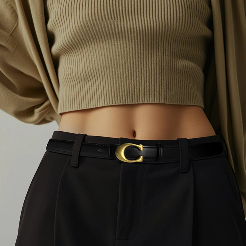 حزام نسائي 2025 جديد أسود بسيط بإبزيم دبوس حزام كاجوال النسخة الكورية من موضة الطلاب