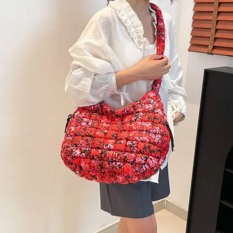 Damen Puffer Bubble Tote Bag, große, weiche, gesteppte, geschwollene Umhängetaschen, leichte, lässige Hobo-Handtaschen, Arbeit, Reisen, Umhängetasche