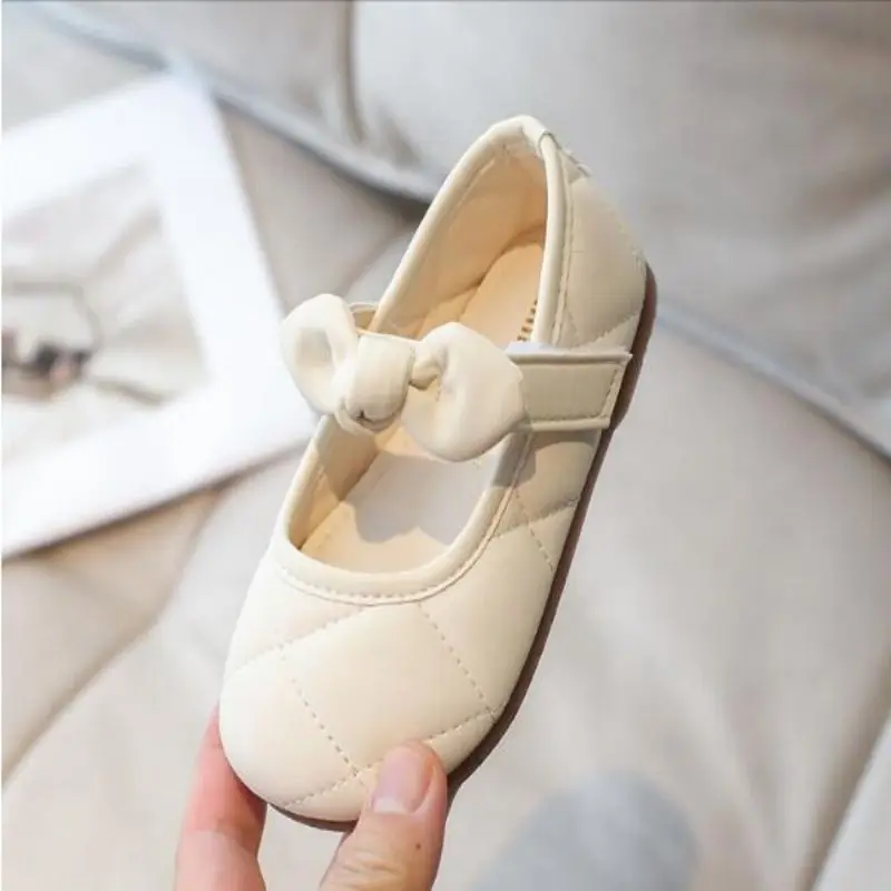 Girls' Leather Shoes 2024 Autumn New Item Versatile Butterfly Bow Children's Princess Shoes Student Performance Shoes