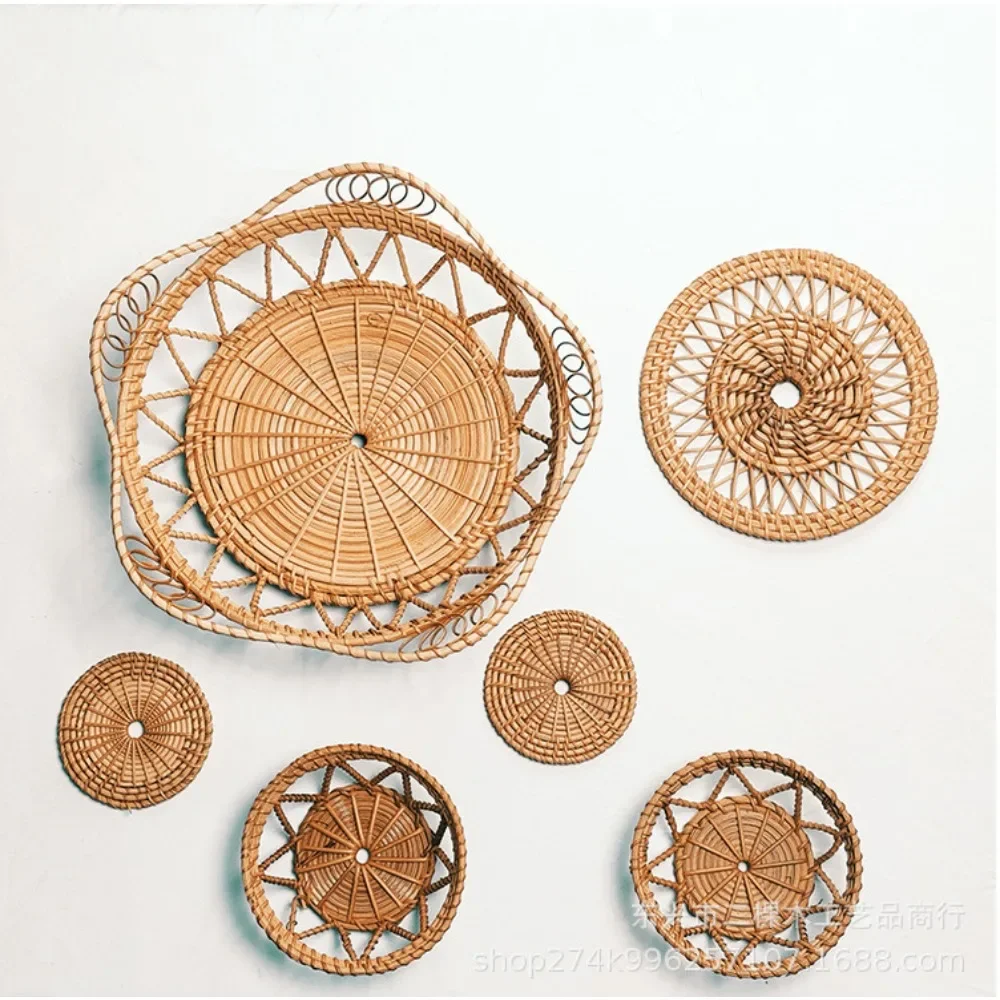 6Pcs Hanging Woven Plate Wall Decoration Boho Straw Rattan Round Basket Decorations Tassels Flower Tray Art for Home Bedroom