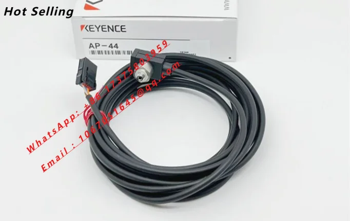 New Original KEYENCE Pressure Sensor AP-44