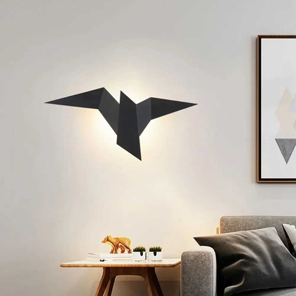 Creative Wrought Iron Special-shaped Triangular Wall Lamps Simple Bedroom Study Hotel Room Bedside Mirror Front Led Wall Lamp