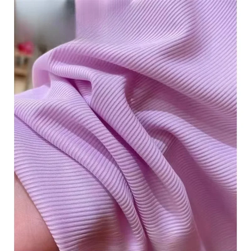 نسيج مضلع من الحرير الجليدي قابل للتمدد صيفي خفيف الوزن متماسك لفساتين القمصان ذات الساق الواسعة وملابس النوم والخياطة اليدوية