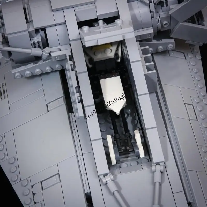 New 2603Pcs Famous Star Battle Movie Series Moc Grey Gunship Laat Diy Creative Ideas Child Toys Birthday Gifts Custom Puzzles