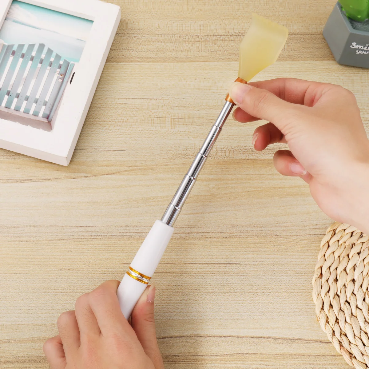 

Выдвижной скребок для спины, белый телескопический инструмент для царапин на теле для пожилых людей, нержавеющий, прочный, для путешествий, портативный, с гладкими краями, для здоровья