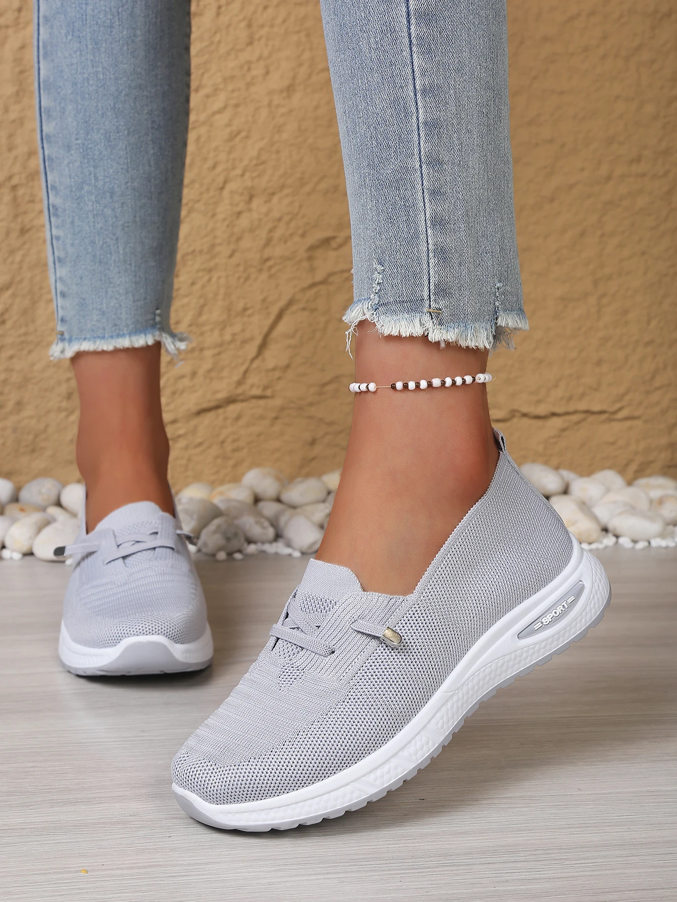 Atmungsaktive Mesh-Slip-On-Freizeitsneaker für Damen, leichte Plateau-Wanderschuhe, bequeme Alltagsschuhe für Mütter, 4 Farben erhältlich – Detail 17