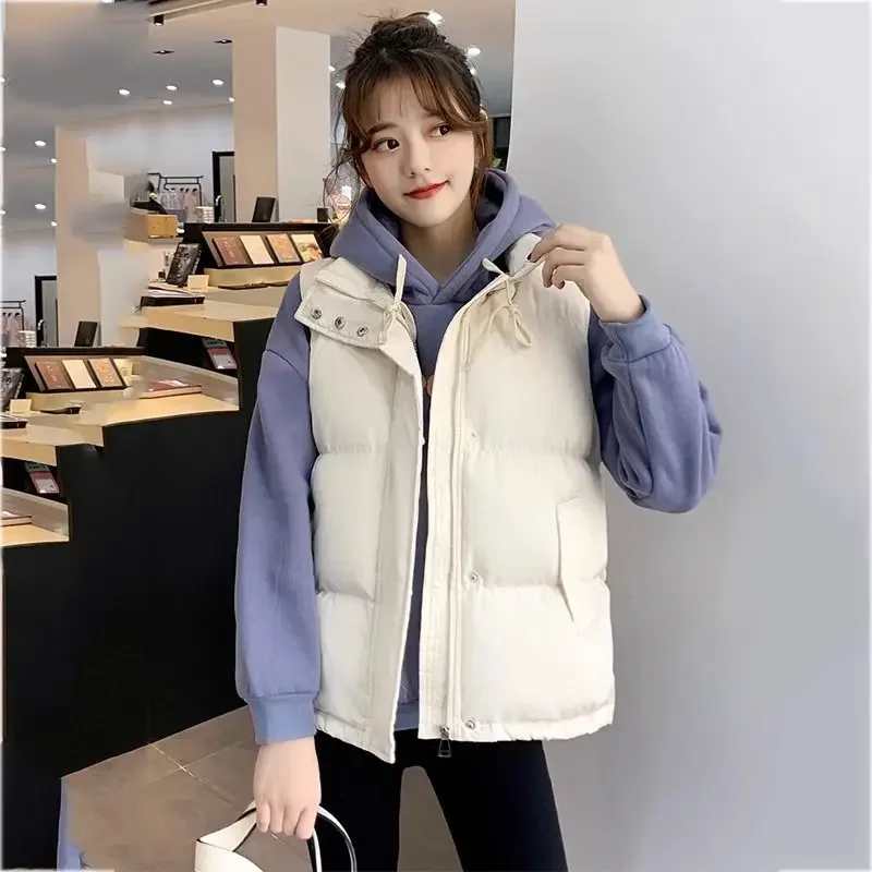 

2024 Autumn/winter New Women's Outerwear Simple Shoulder Vest Versatile Half-polo/turtle Neck Sleeveless Horse Rider Vest Trendy