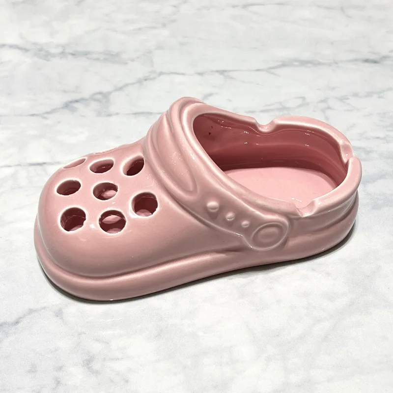 Creative Ceramic Ashtray Cute Hole Shoes Cigarette Case Office Home Living Room Decoration