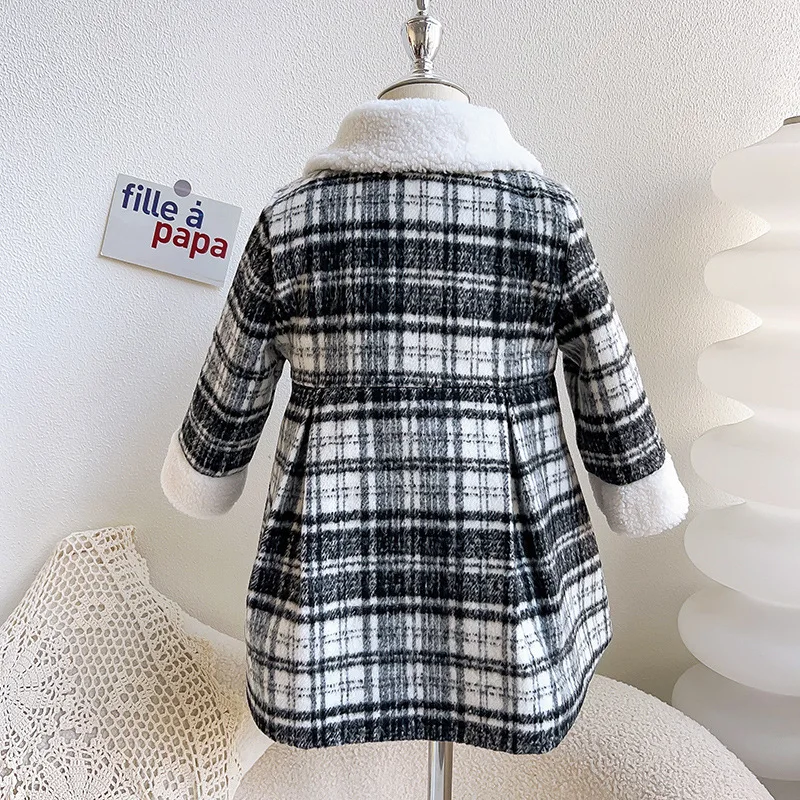 Girl small fragrant wind coat winter new style of foreign air plus cashmere plaid wool coat coat for 2 3 4 5 6 7 8 years old