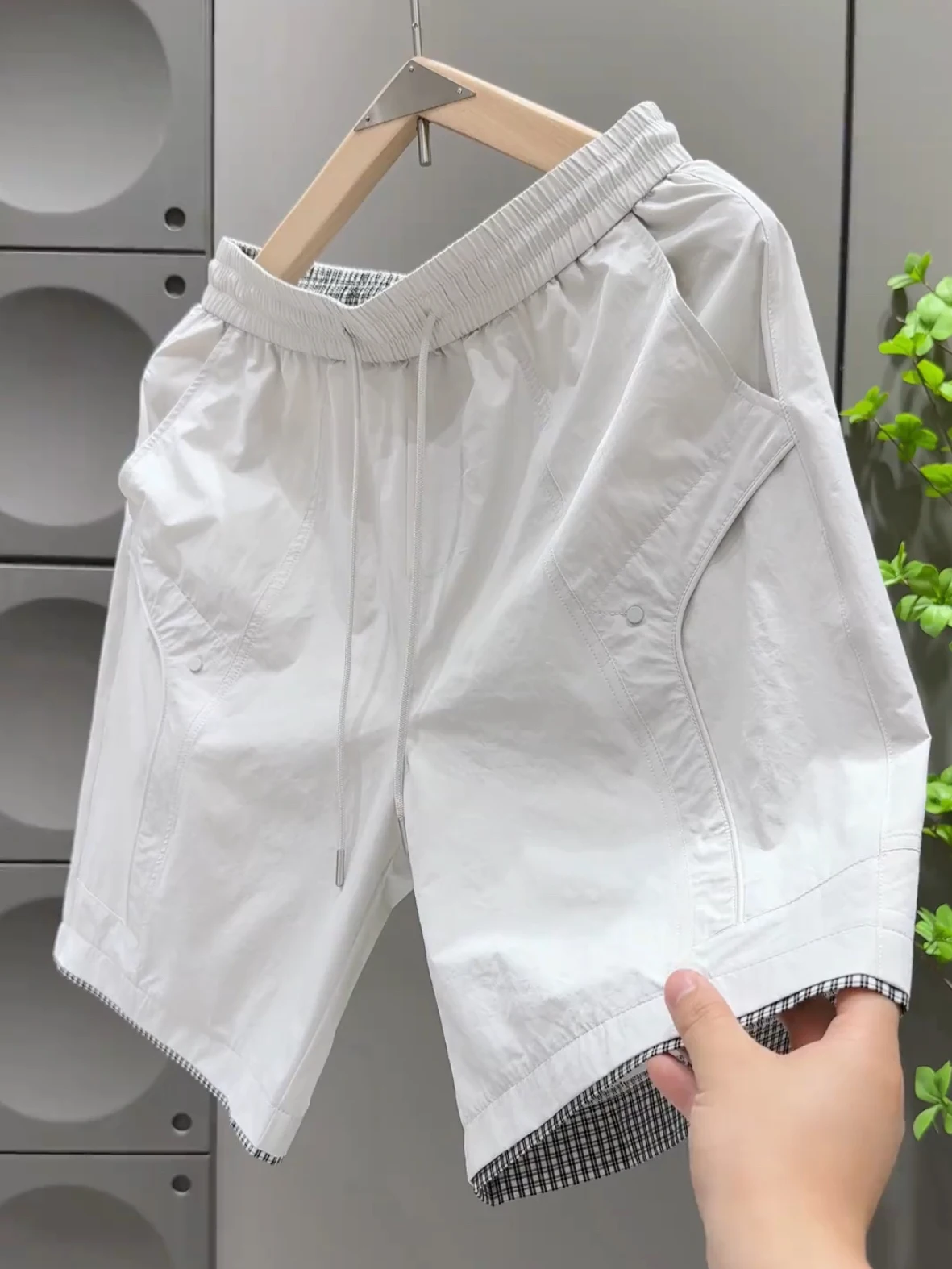 

Quick Dry Sporty Men's Shorts Summer New Plaid Design Breathable Simple Match Three-Ester Fiber Polyester Straight Leg Trousers