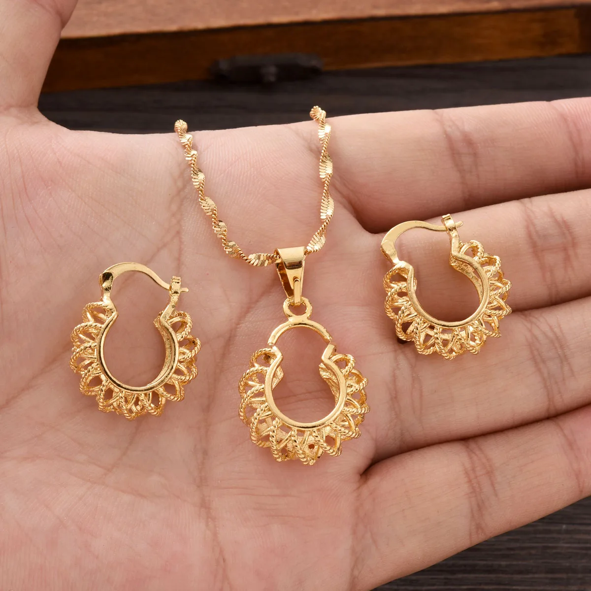 Bangrui Ethiopian Gold Color set Jewelry Pendant Chain Earrings African Bride Wedding Flower Bijoux