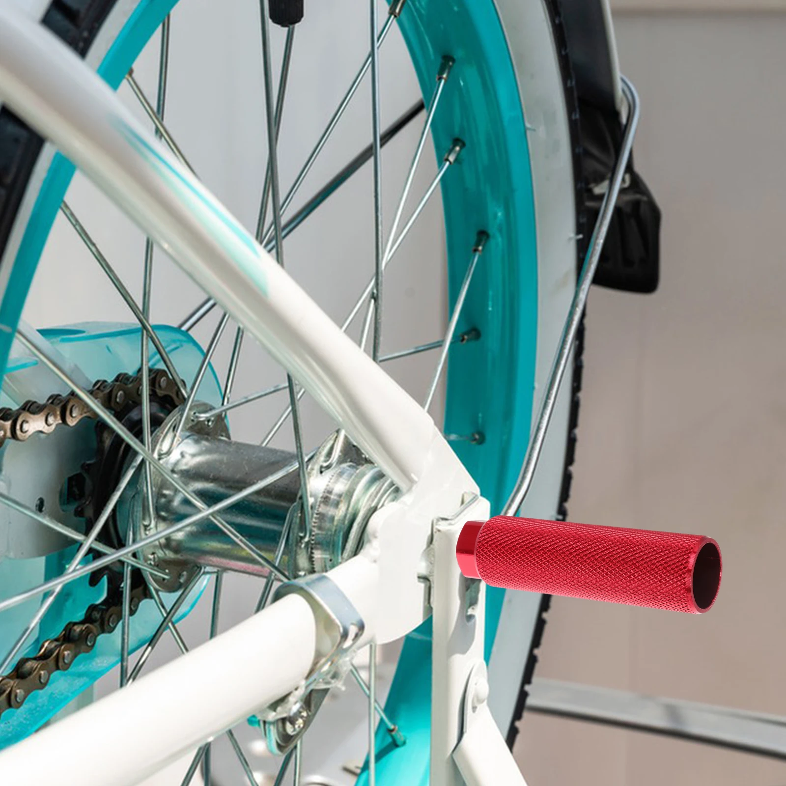 

2Pcs Cycling Pegs Good Material Aluminum Alloy Reliable Safe Convenient Outdoor Riding Gift Friends Bike Foot Pegs