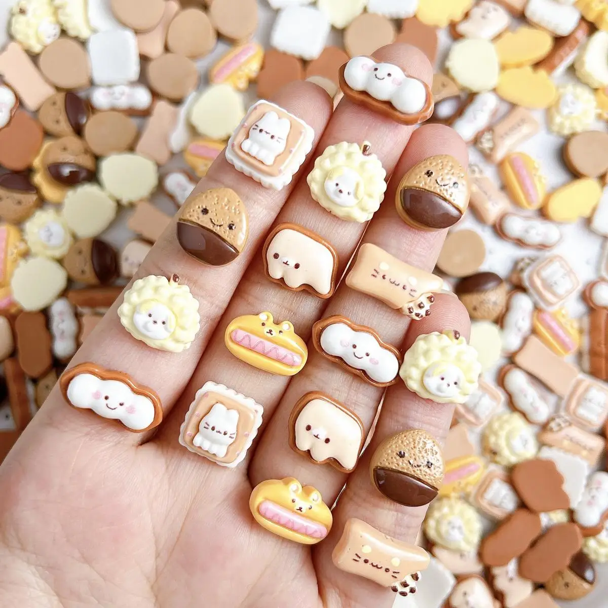 Cute Cartoon żywica seria biszkoptów zawieszki do paznokci Kawaii zwierzęce wyrażenia Cookie zdobienie paznokci dekoracje Manicure DIY akcesoria