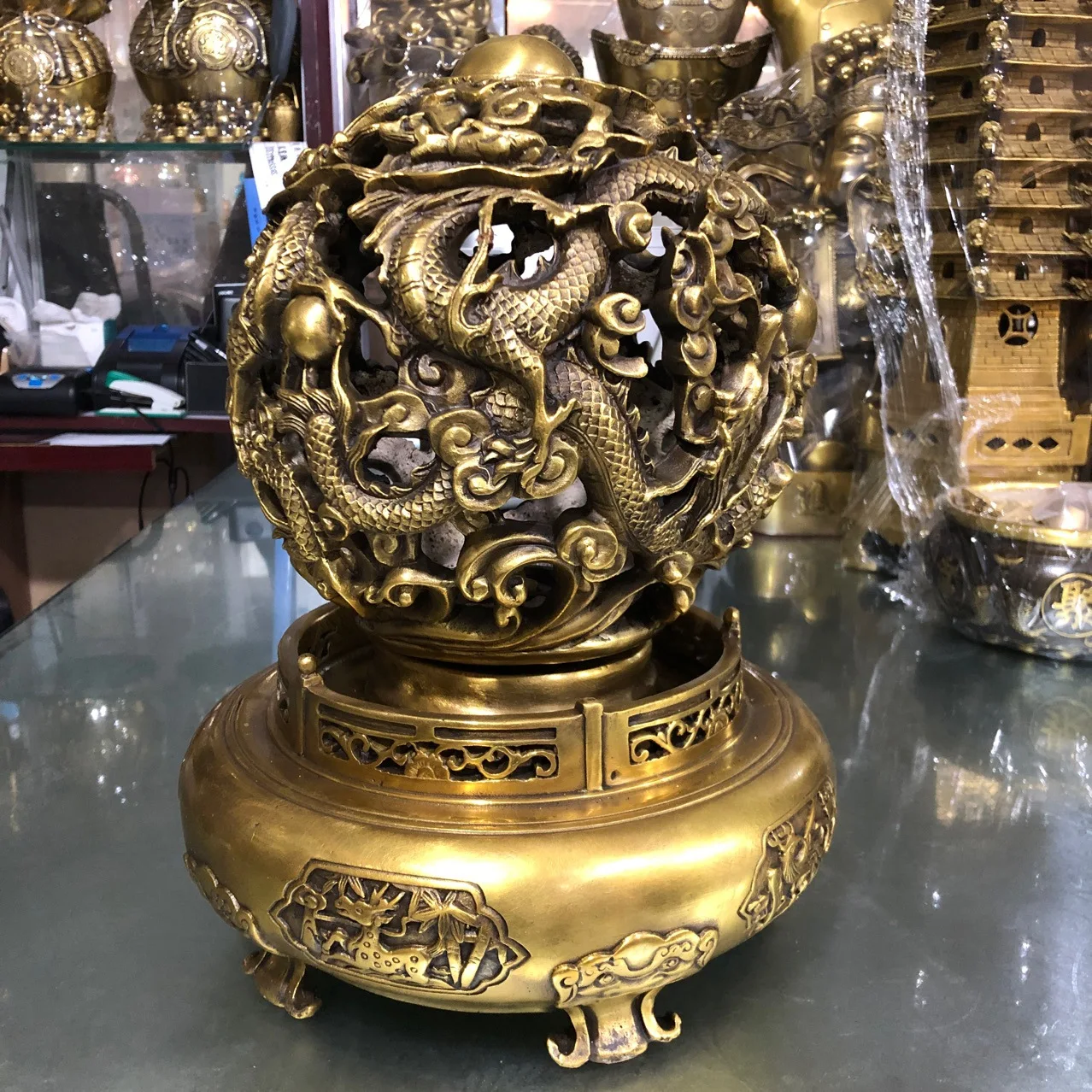 Carved Dragon Brass Rotatable Ball Statues for Decoration Time Runs Living Room Decoration Chinese Religious Collectibles