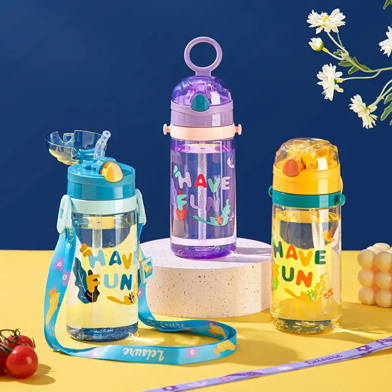 520ML Kids Water Sippy Cup Kids Water Bottle with Straw and Handle Portable Drinking Bottle Cup Children